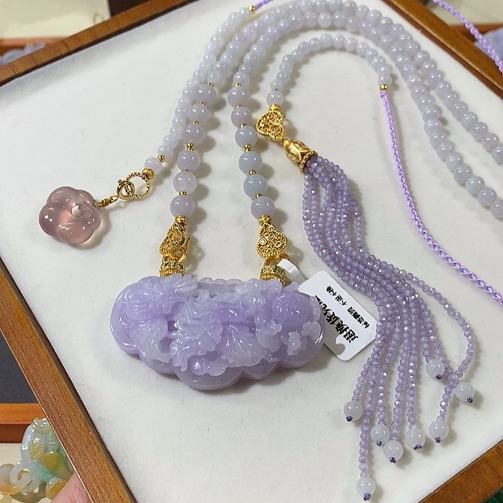 翡翠未镶嵌颈饰翡翠吊坠