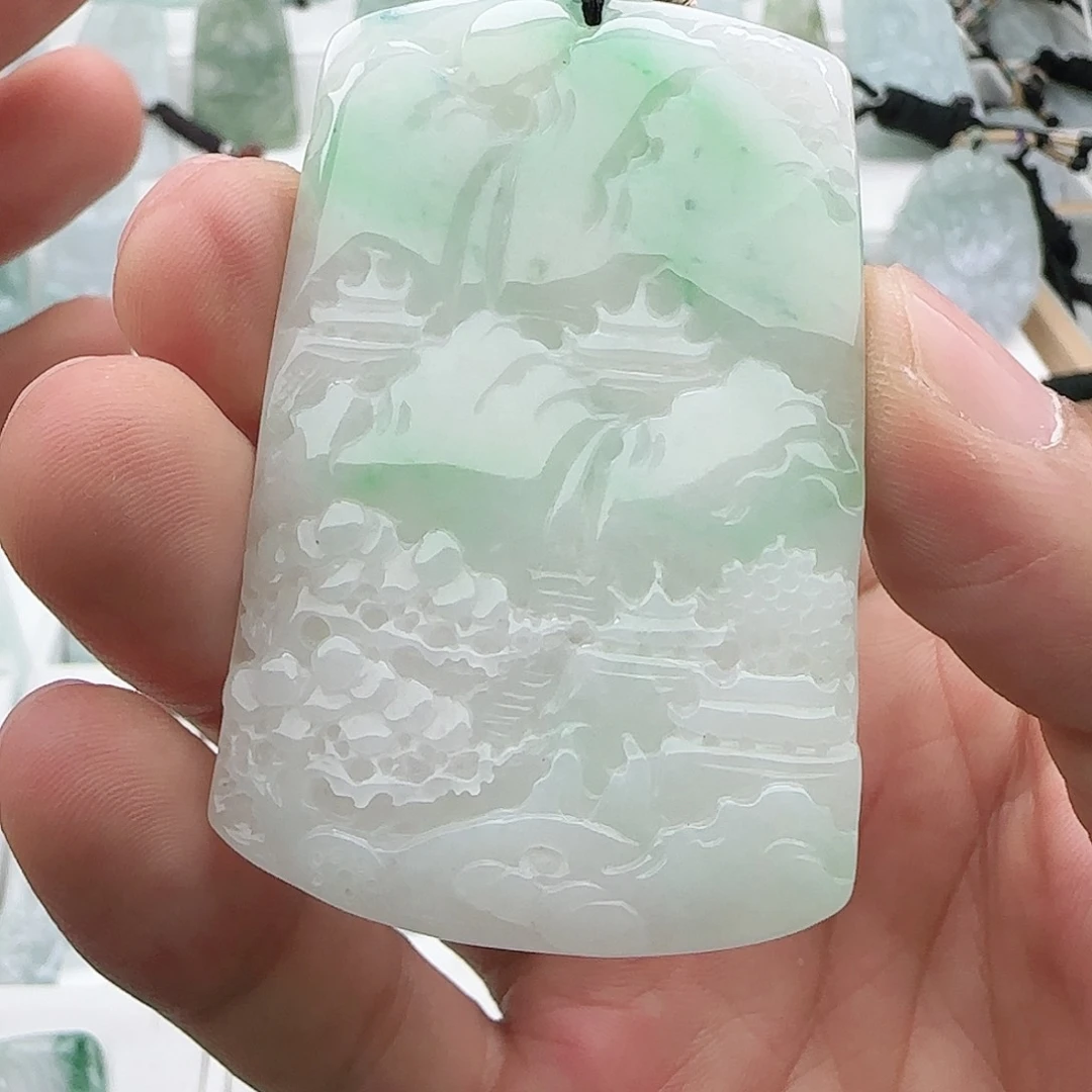 翡翠未镶嵌颈饰翡翠