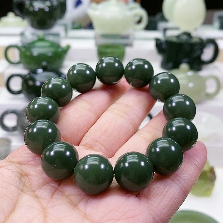 未镶嵌和田玉挂件笔****）手串