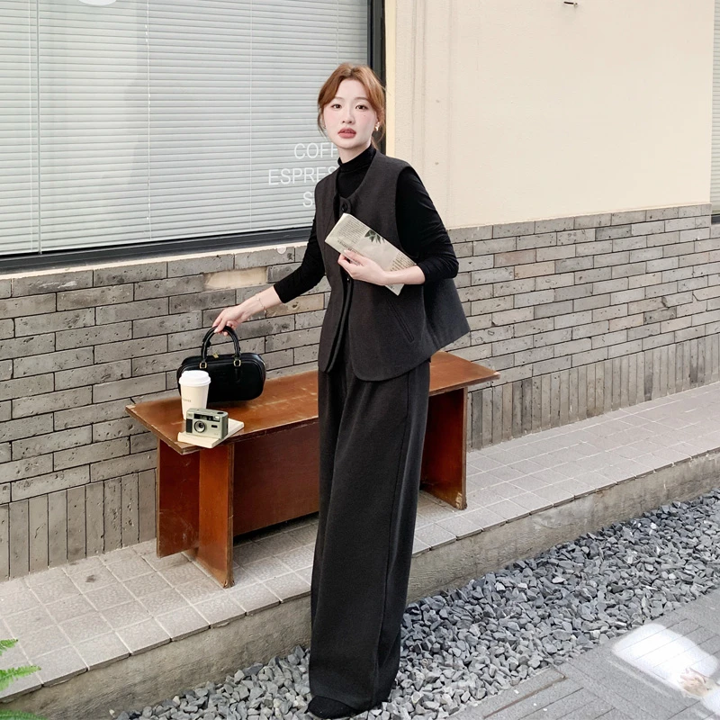 轻熟风呢子马甲打底衫阔腿裤2025秋冬新款复古老钱风松弛感三件套