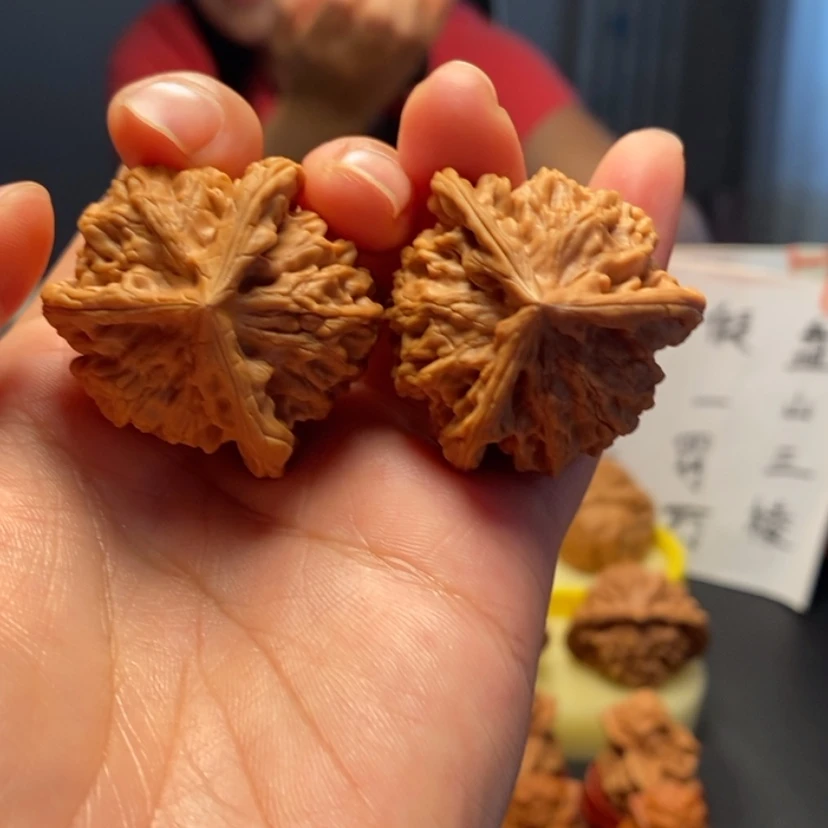 【闪购商品】桃核把件用****67号三棱，