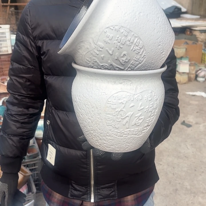 红陶白两个口径20*19