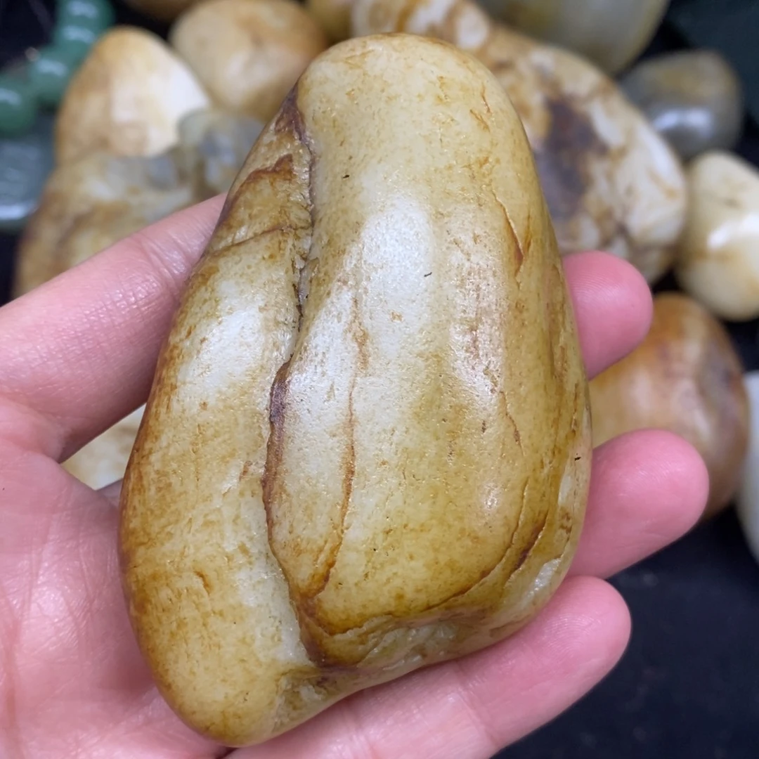 未镶嵌和田玉（糖玉）挂件