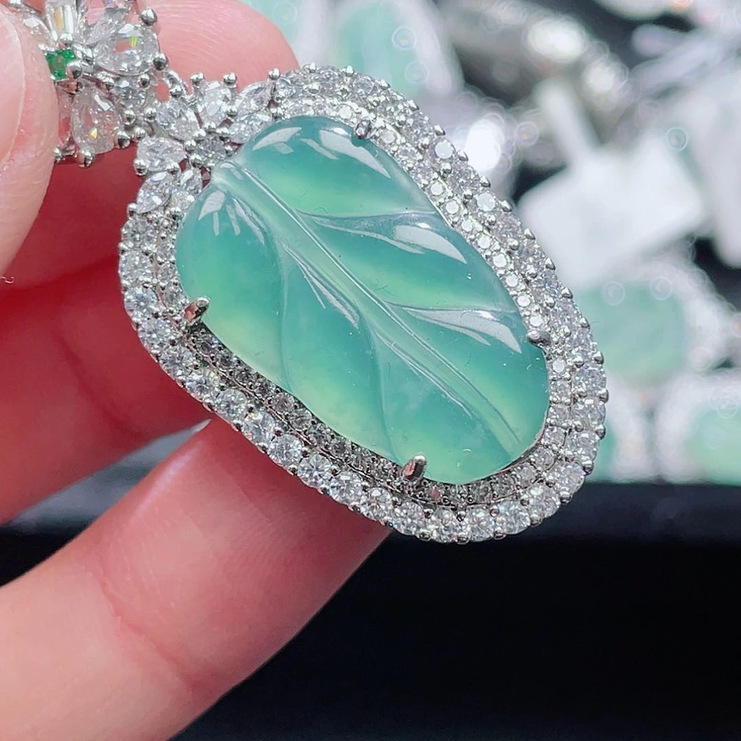 翡翠颈饰未镶嵌347，