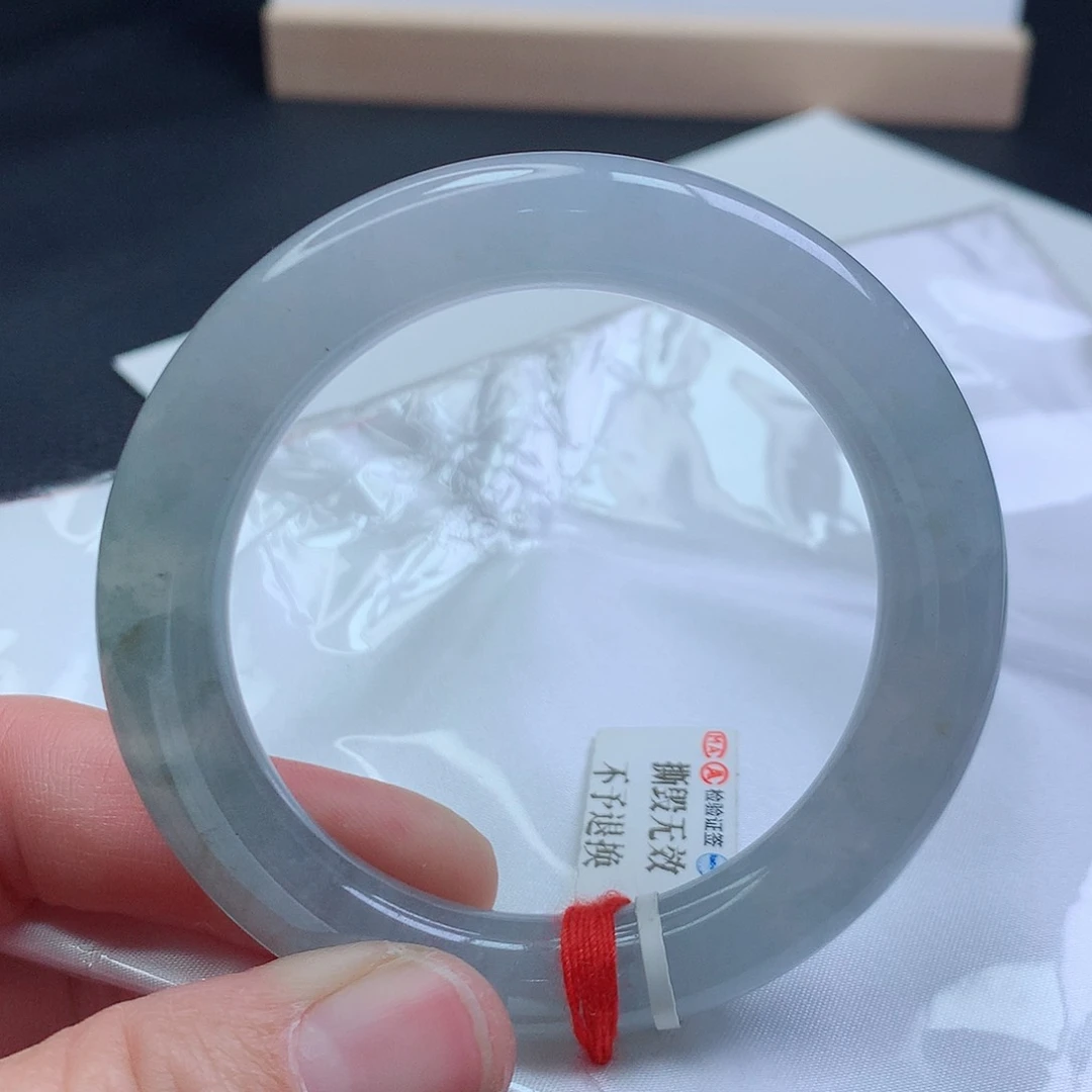 翡翠手镯未镶嵌54圈口冰种圆条手镯