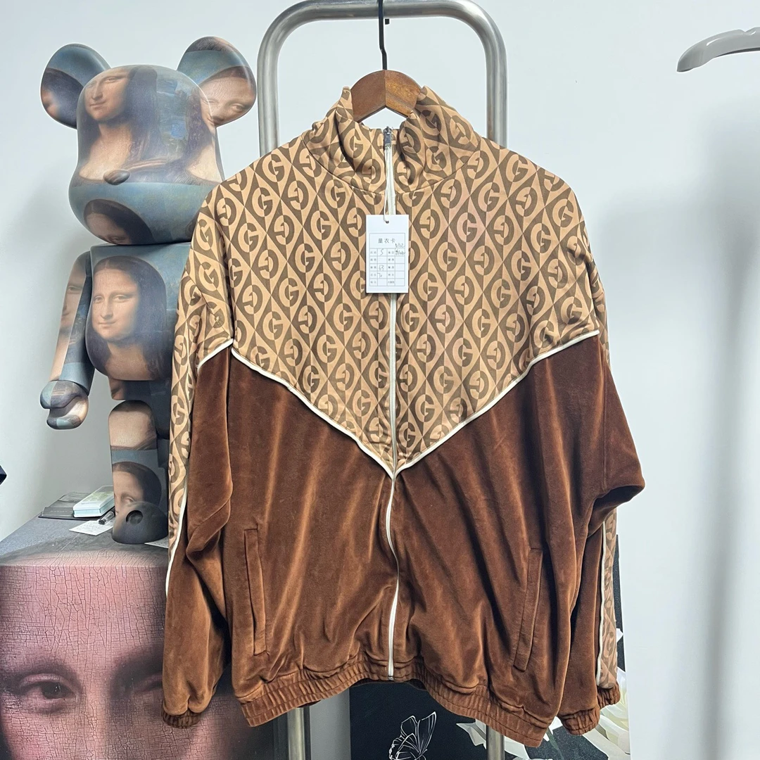 99新 GUCCI/古驰 丝绒拼接满印外套 N1102 尺码：S 衣长70 胸围63
