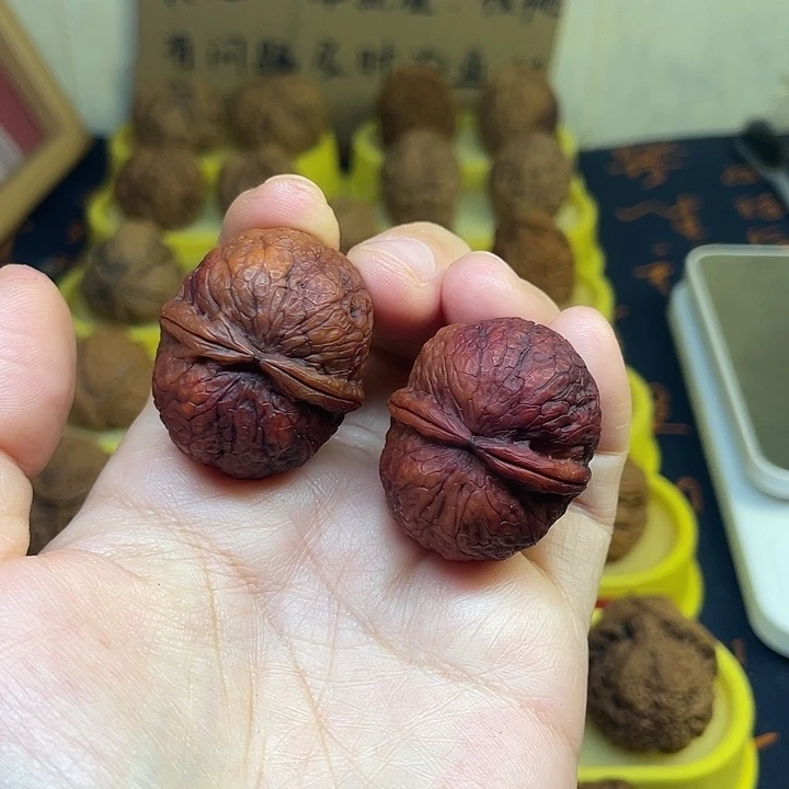 文玩核桃把件9、七彩糖球34