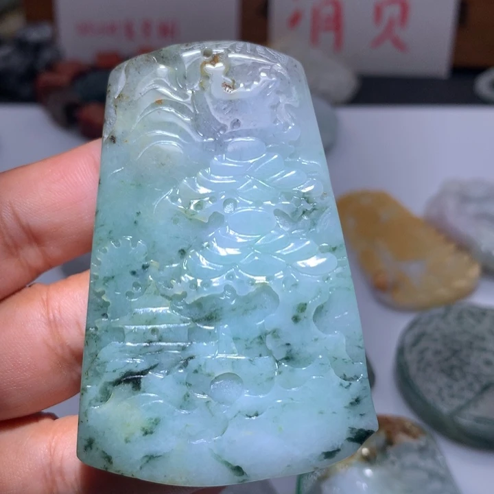 翡翠未镶嵌颈饰保真天然A货翡翠