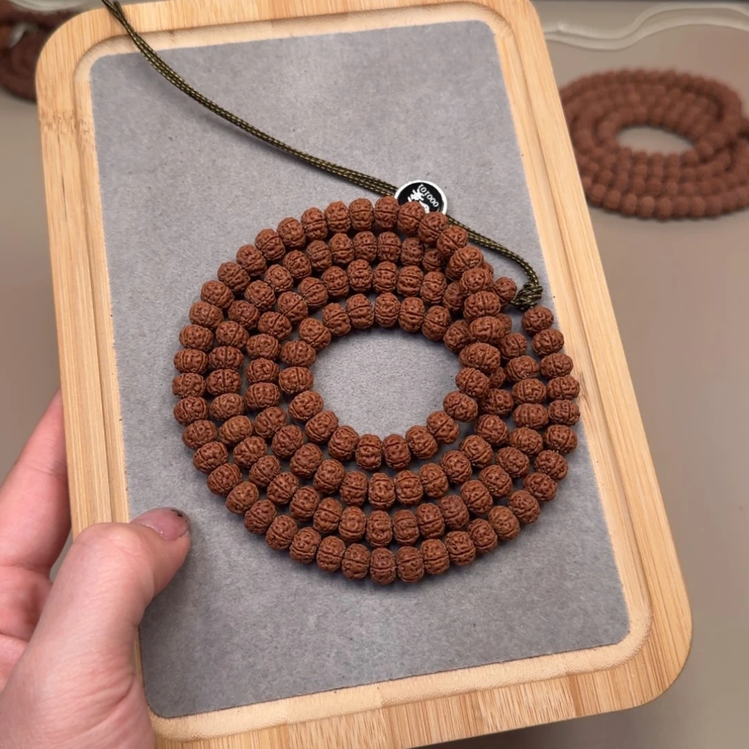 ***茶金刚菩提吊坠金刚