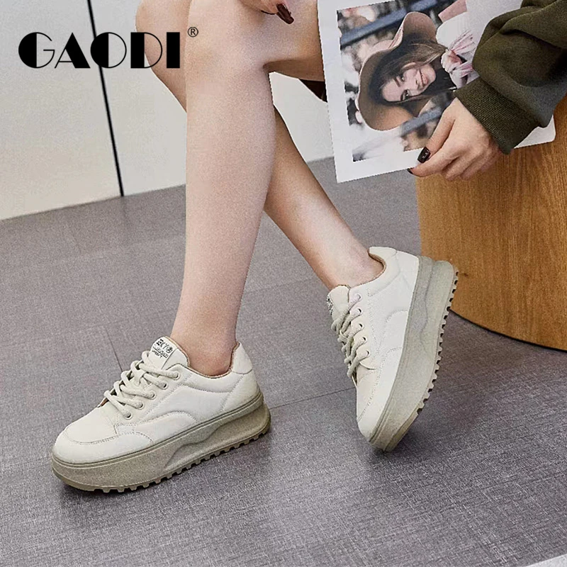 20245年秋冬季新款高蒂牛皮革加绒厚底时尚简约休闲鞋34902-805