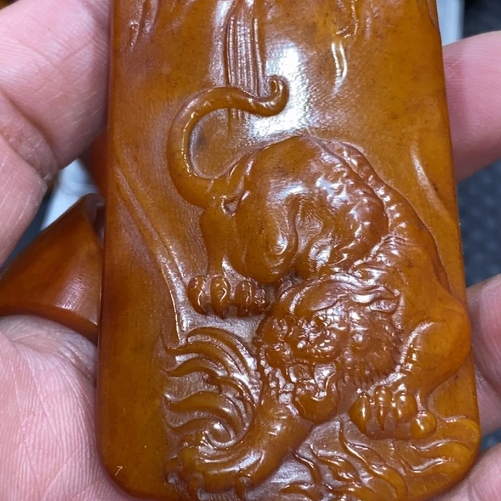 滴血莲花菩提吊坠