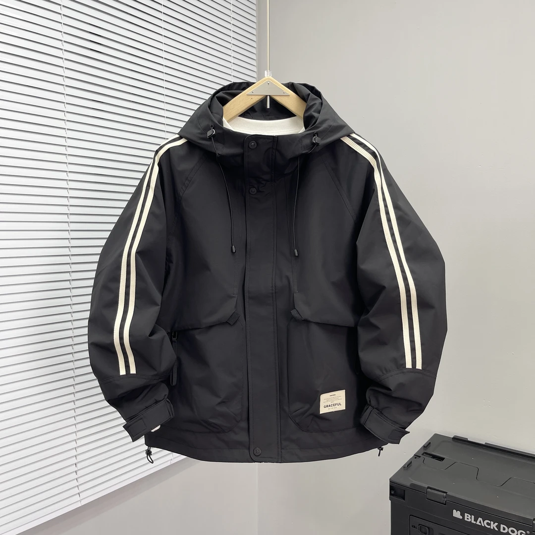 秋季新款日系纯色连帽夹克男士潮流痞帅时尚工装冲锋衣外套男潮牌