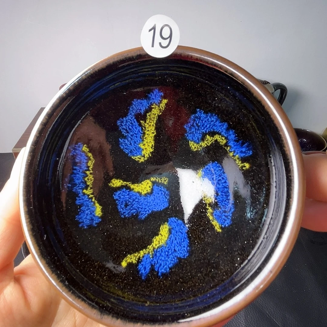 茶盏你不接啊亲的不知道