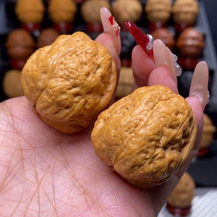 文玩核桃把件平头蟾8号