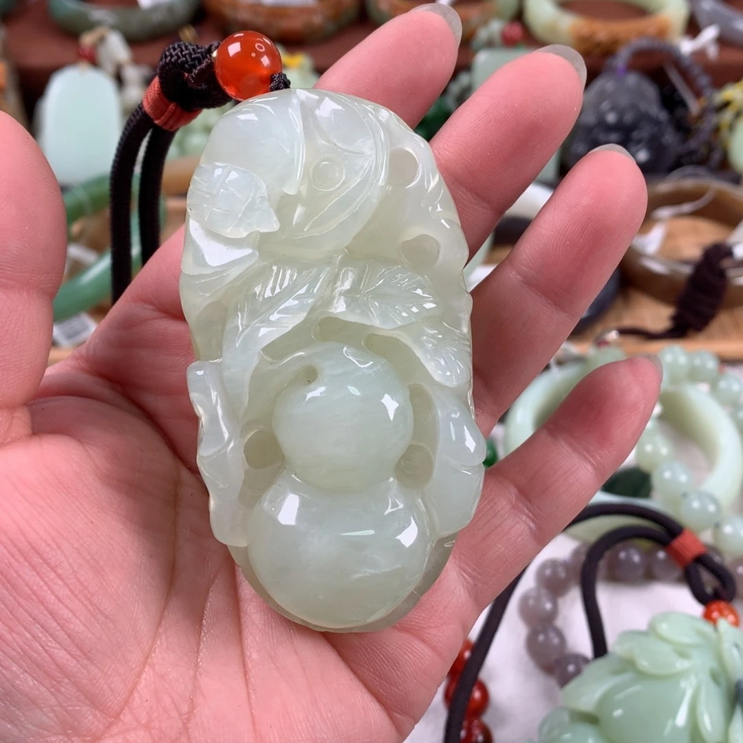 岫玉手把未镶嵌葫芦