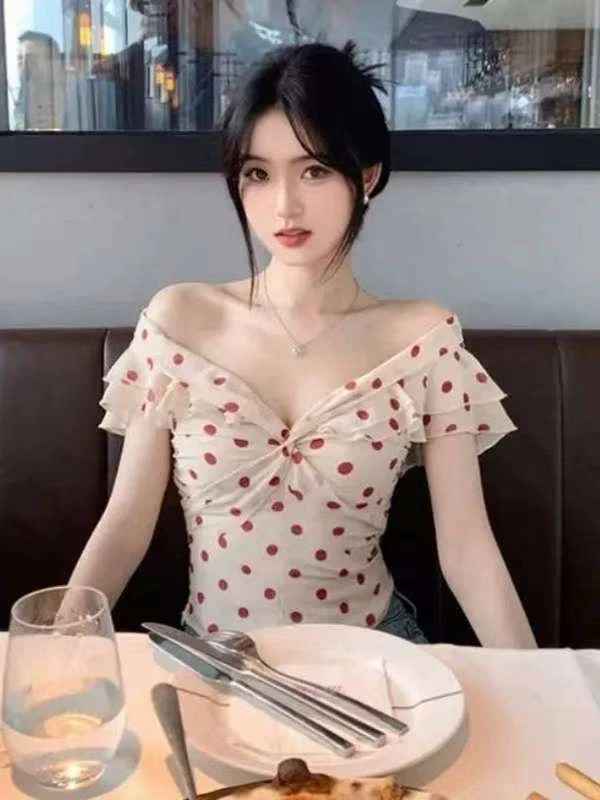 夏季新款优雅百搭蝴蝶结波点雪纺衫一字肩荷叶边女气质显瘦上衣