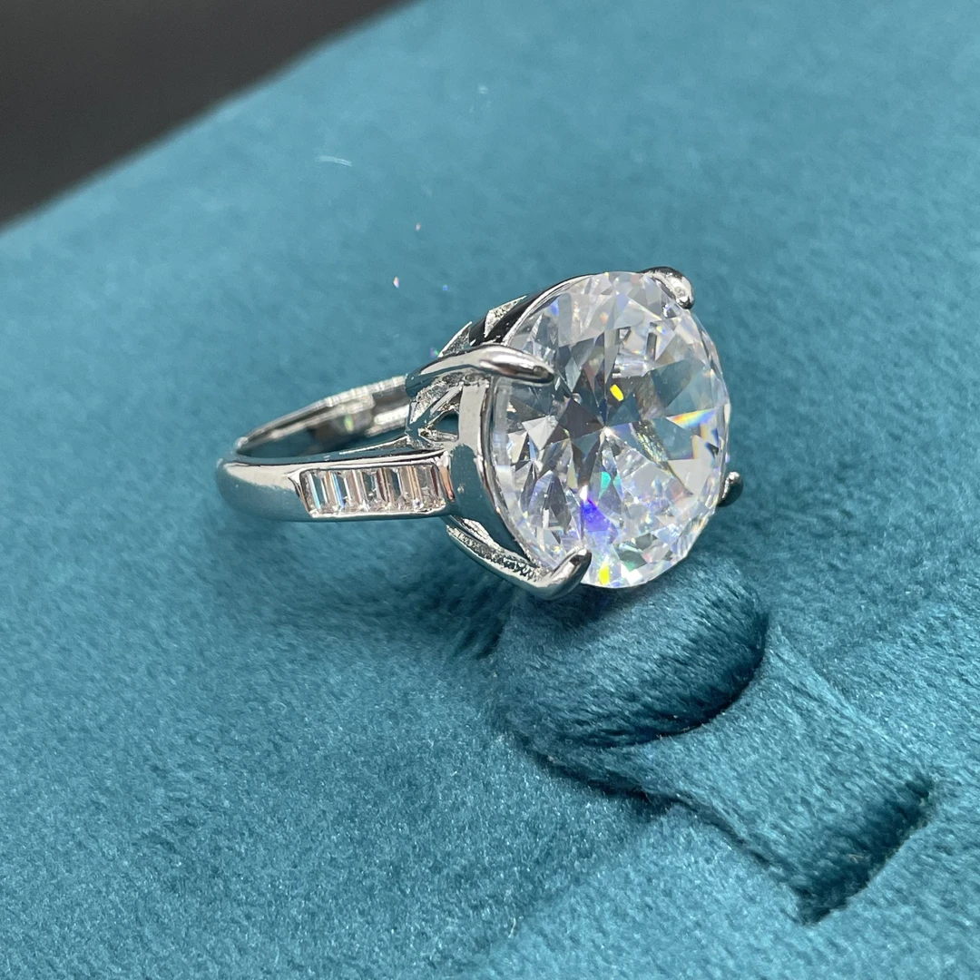 【南非库里南】NFKLN 高端奢华定制 白色四爪戒指 203