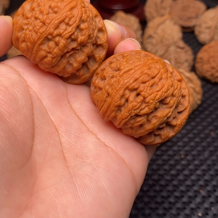 吊坠文玩核桃秦岭野生1111111111