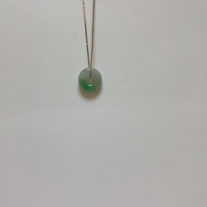 雨***水翡翠未镶嵌颈饰简单