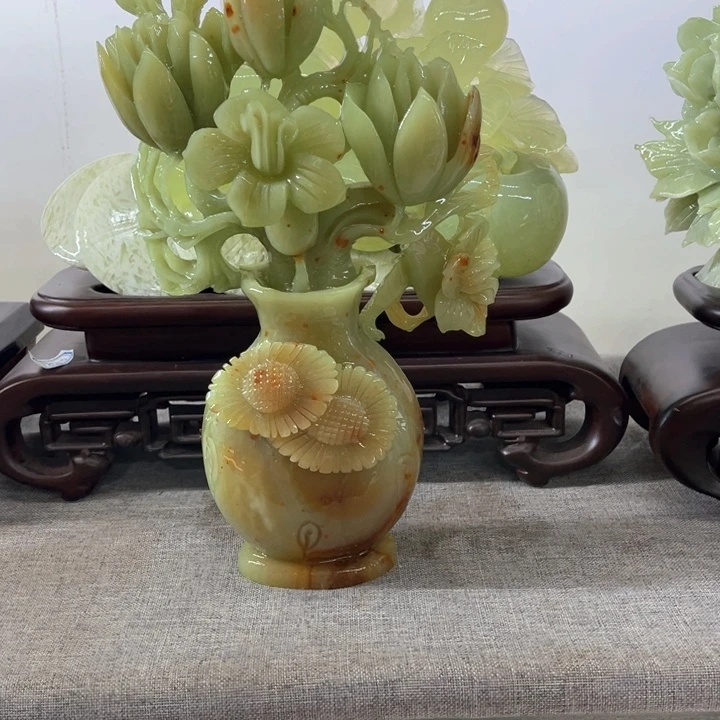 用***8玉手工制作工艺摆件
