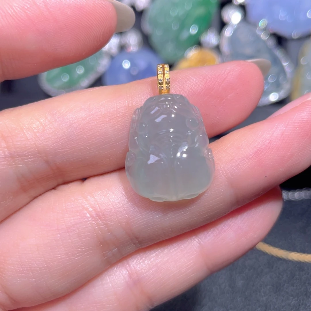 颈饰18K金镶嵌翡翠翡翠