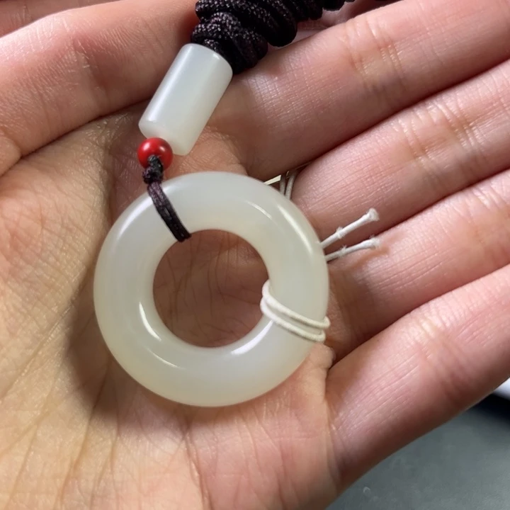 和田玉挂件未镶嵌.