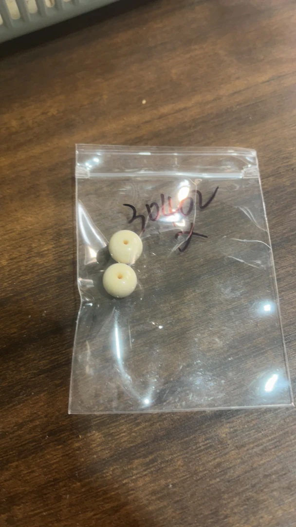 30402猛犸牙瑕疵对珠配饰