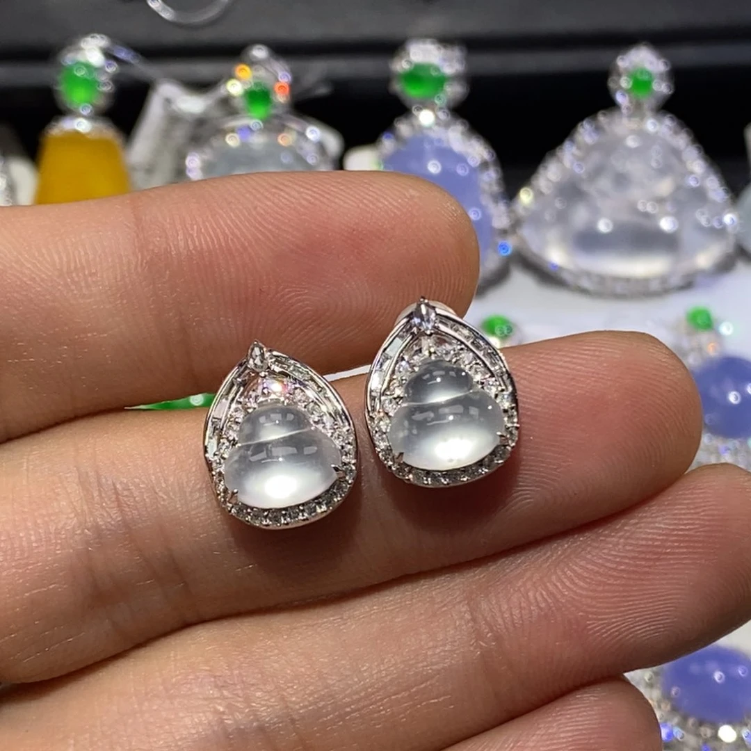 18K金镶嵌翡翠耳钉高冰葫芦