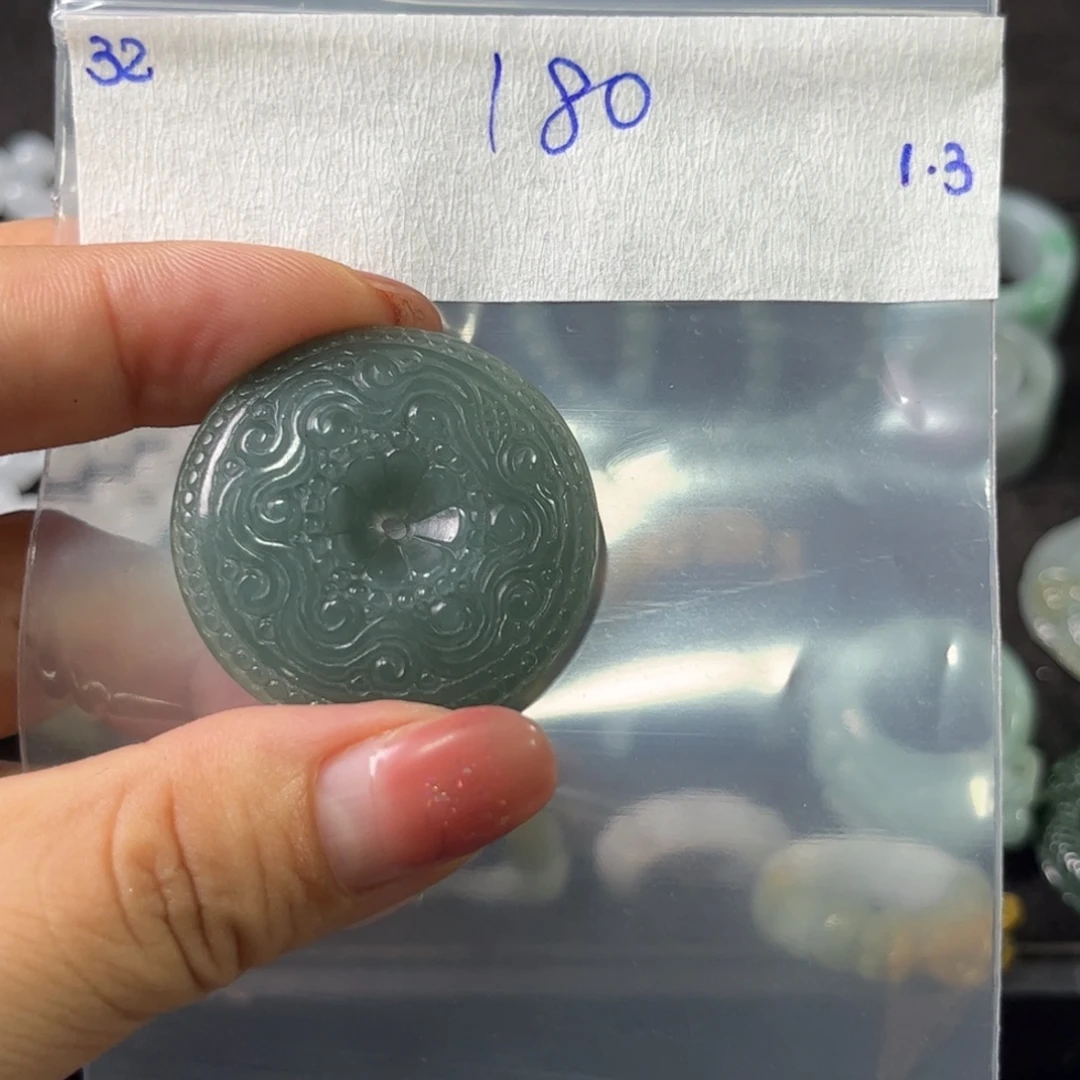 定制翡翠未镶嵌仿古扣