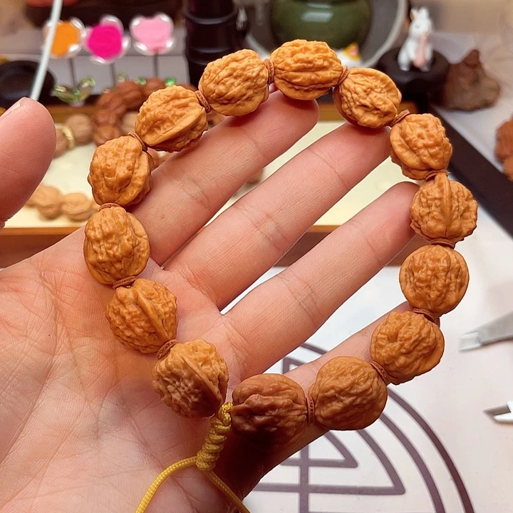 文玩核桃手串蛤蟆头