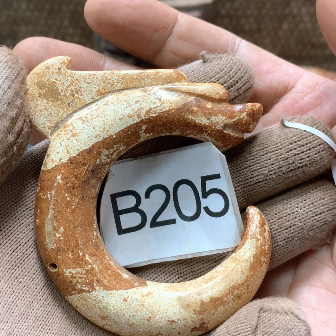 未镶嵌和田玉挂件