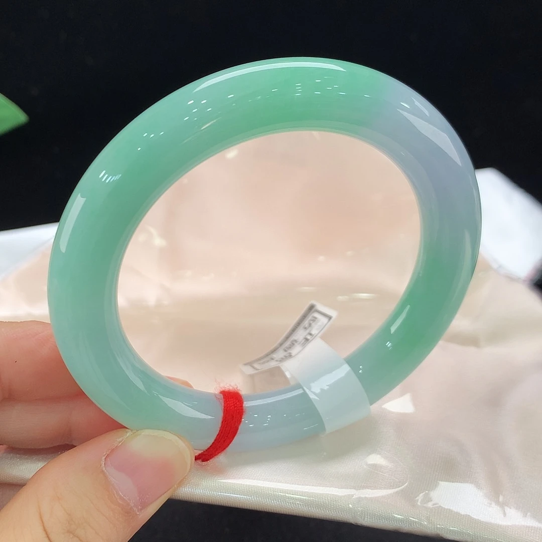 翡翠未镶嵌手镯1260