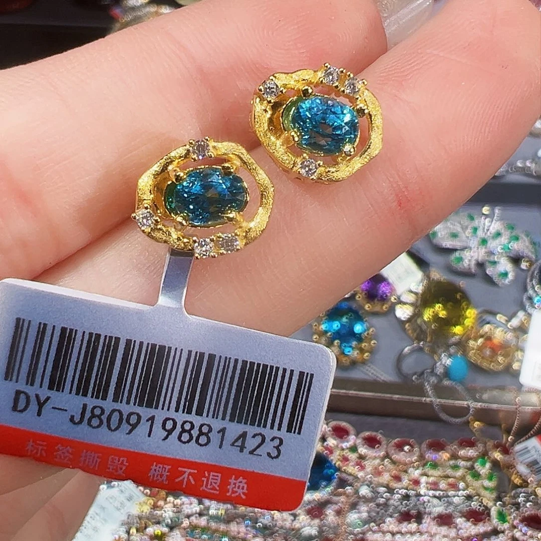 银S925镶嵌天然锆石耳钉