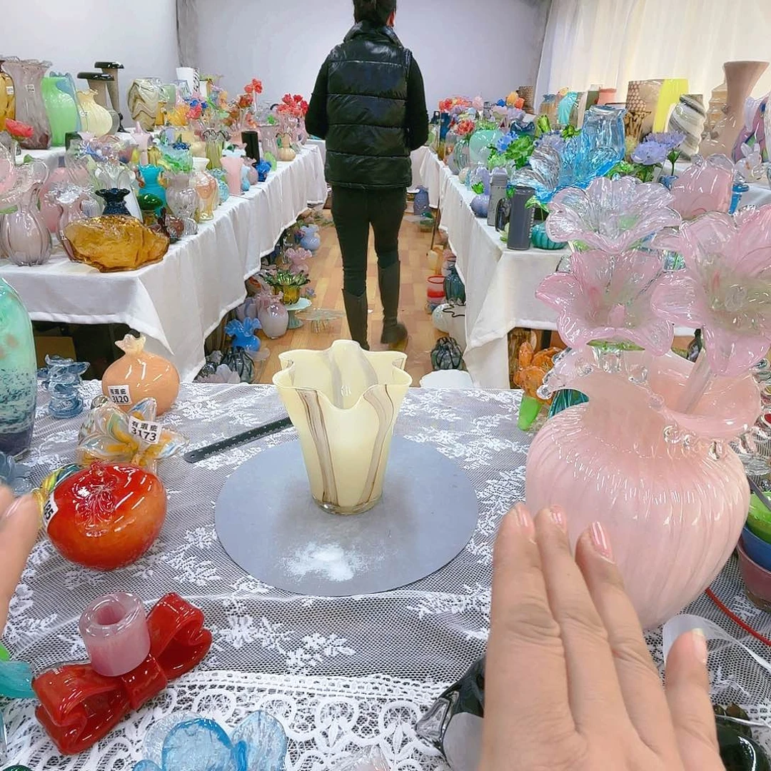 福利不退不换琉璃花瓶艺术品