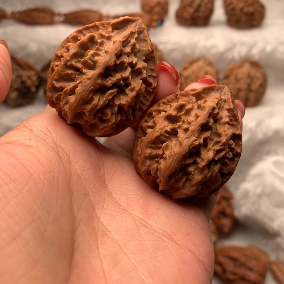 文玩核桃吊坠￴****￴小武核桃龙骨