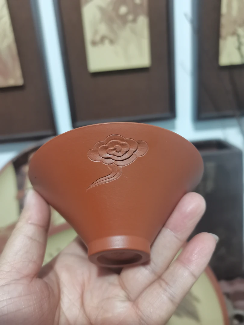 断货 宠粉福利精品朱泥斗笠杯手工刻绘浮雕祥云杯