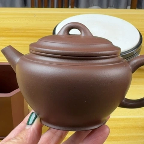 紫砂茶壶密密麻麻