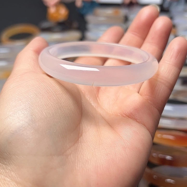 玛瑙/玉髓手镯未镶嵌～****泡