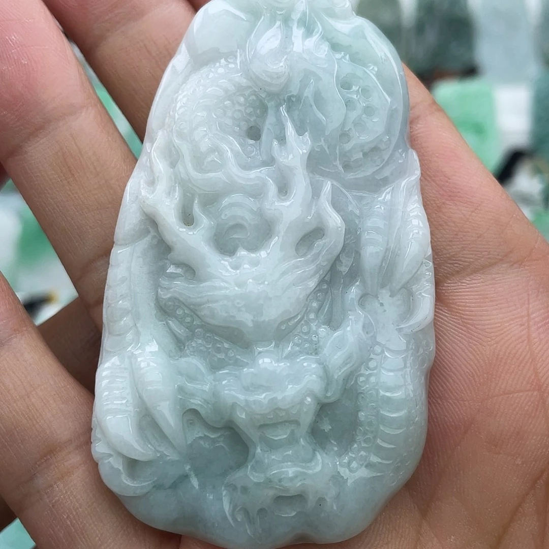 颈饰未镶嵌翡翠彩**難翡翠