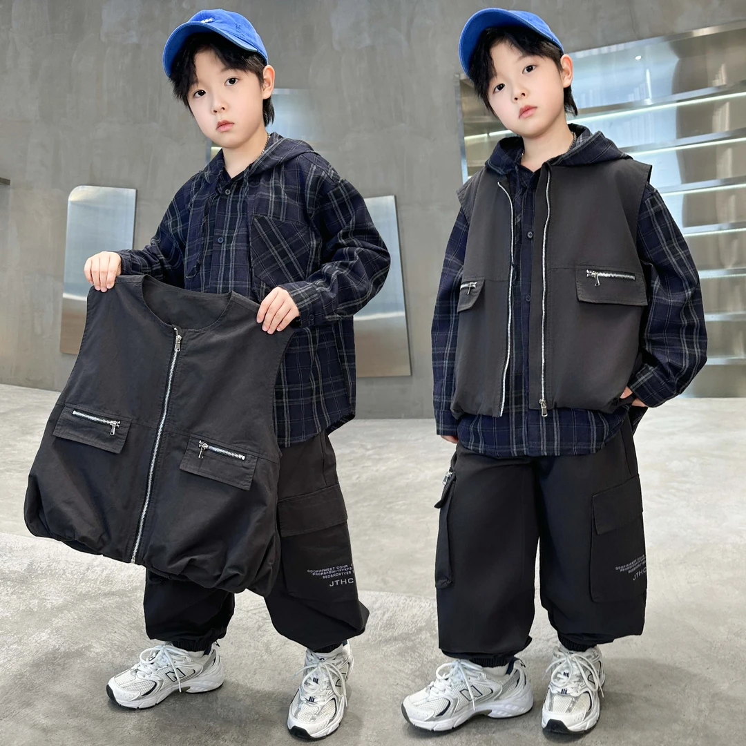 男童春秋款套装帅气百搭儿童三件套洋气时髦休闲潮衣服中大童男孩