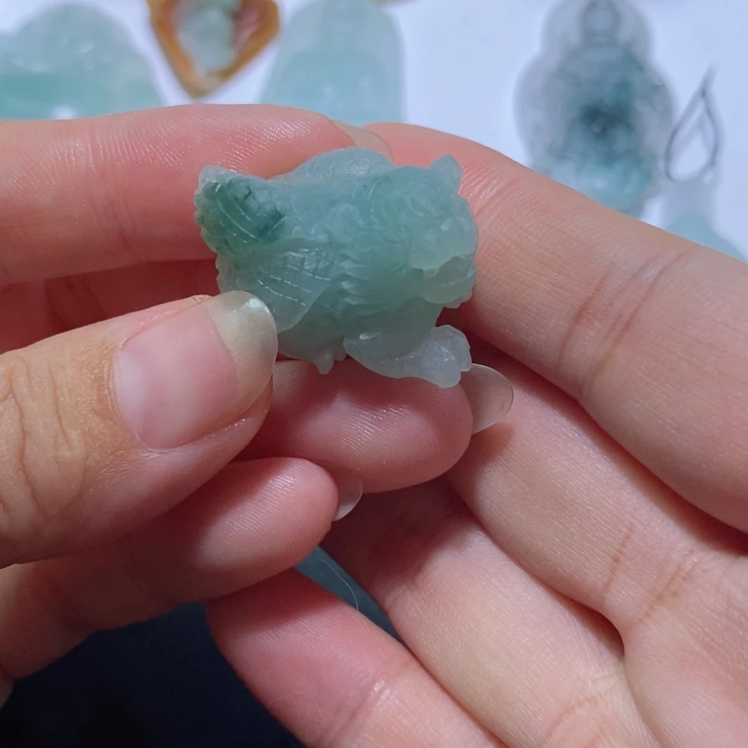 定制翡翠未镶嵌毛货