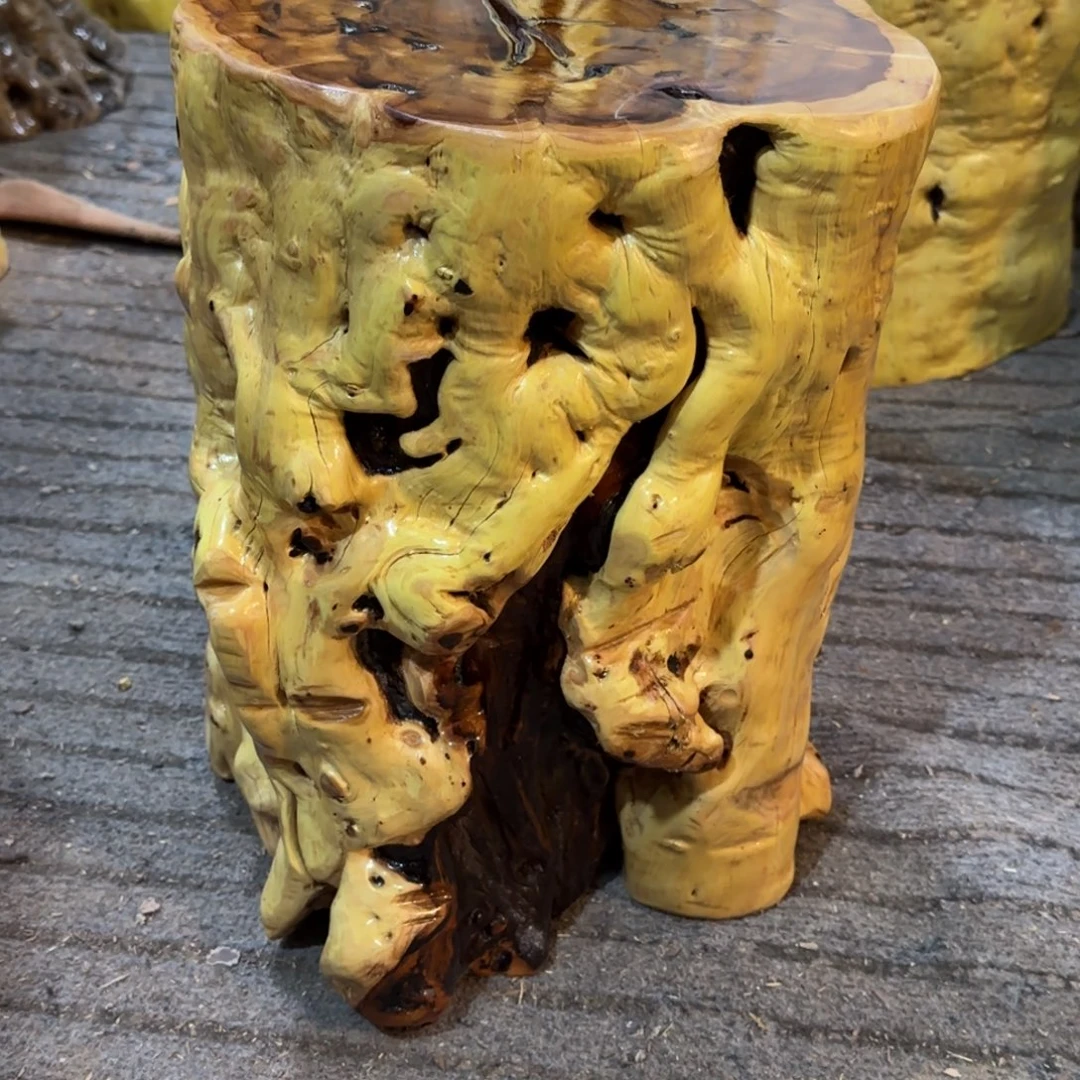 m***e龙纹鸡心枣木手工艺品