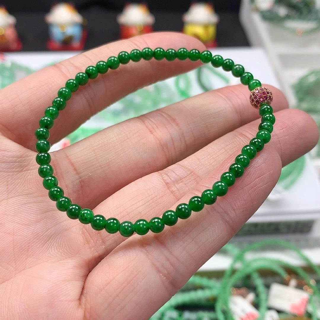 翡翠手链未镶嵌翡翠