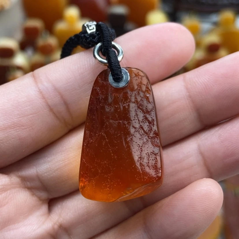 【闪购商品】琥珀颈饰未镶嵌