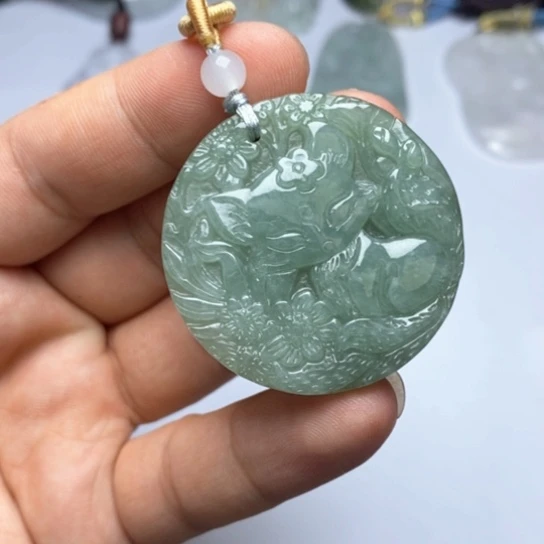 颈饰未镶嵌翡翠翡翠