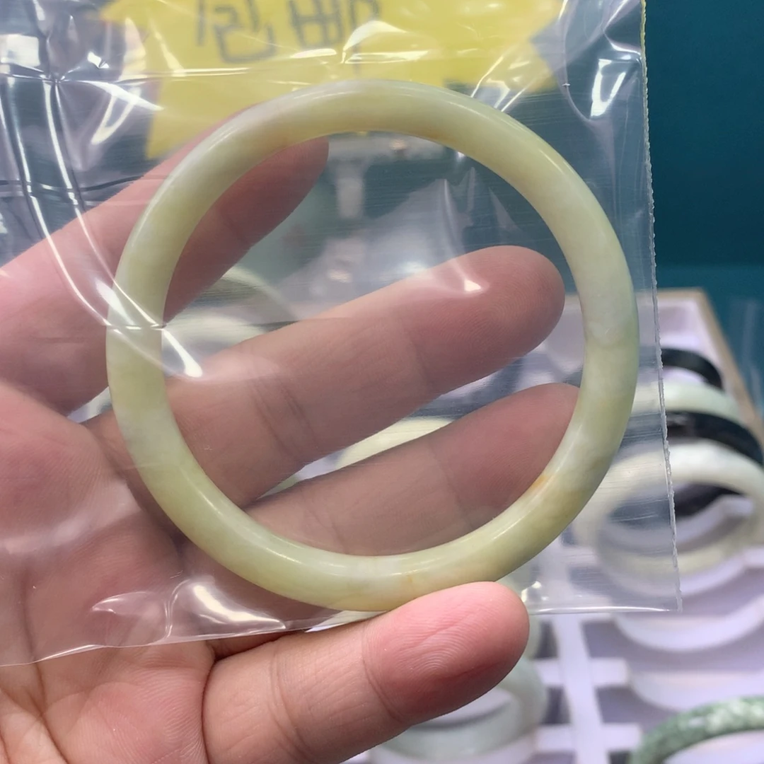 透闪石-蛇纹石玉手镯未镶嵌橘**北