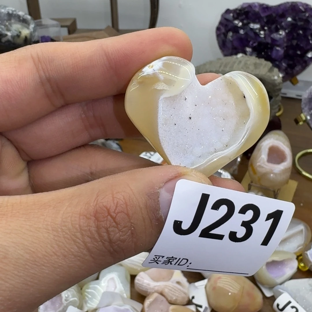 水晶未镶嵌大型摆件（非配饰）