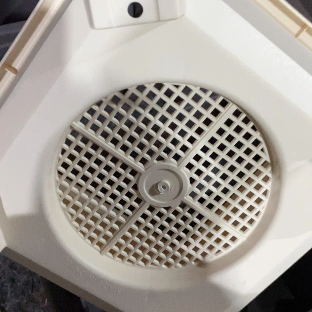 4个27口米色球根方带托（27×19.5）