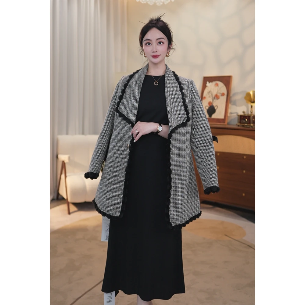 楚老板白鸭绒羊毛轻奢小香风时尚气质中长款大衣BHK1226