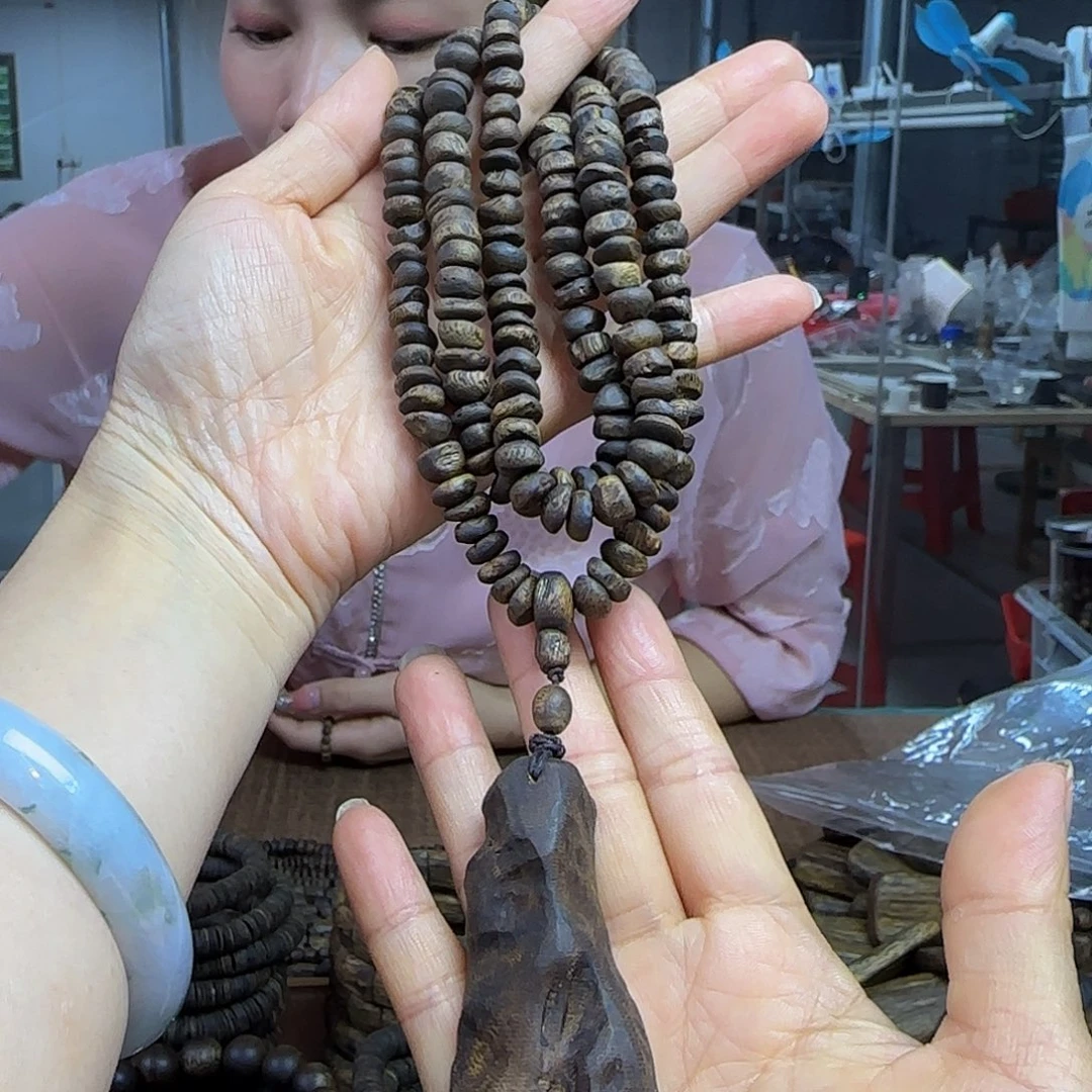 沉香手串多样性发货1条红骨凹身999836.5